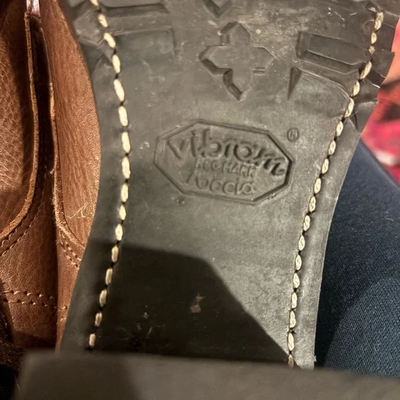 Women’s Sabrina frye boots - Picture 5 of 10